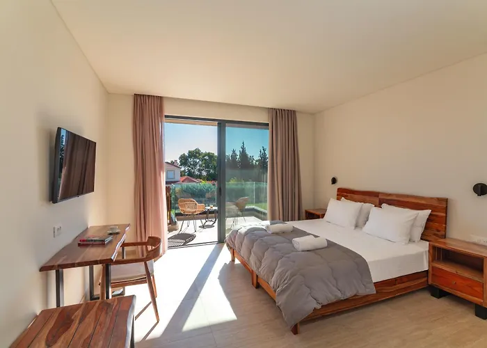 빌라 Aethrion & 겐나디