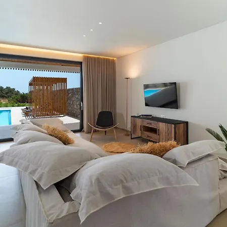 Villa Aethrion &
