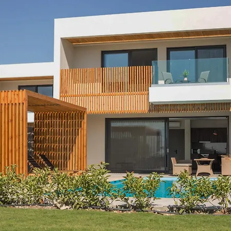 Villa Aethrion & *