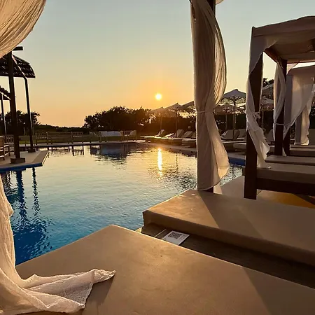 Villa Aethrion &
