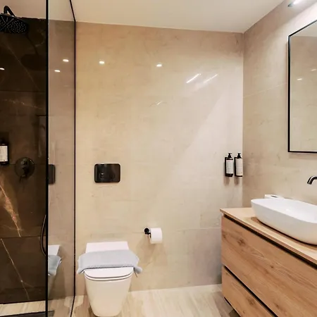Villa Aethrion &